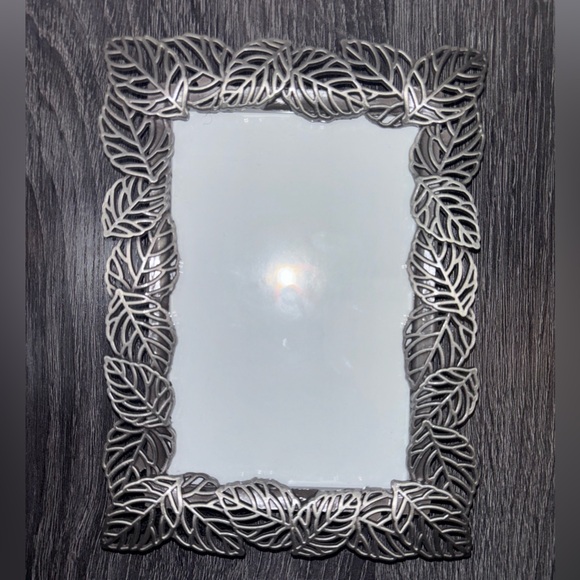 Malden Frame Pewter Leaf Standing‎ Photo Frame Metal Heavy - Picture 6 of 12
